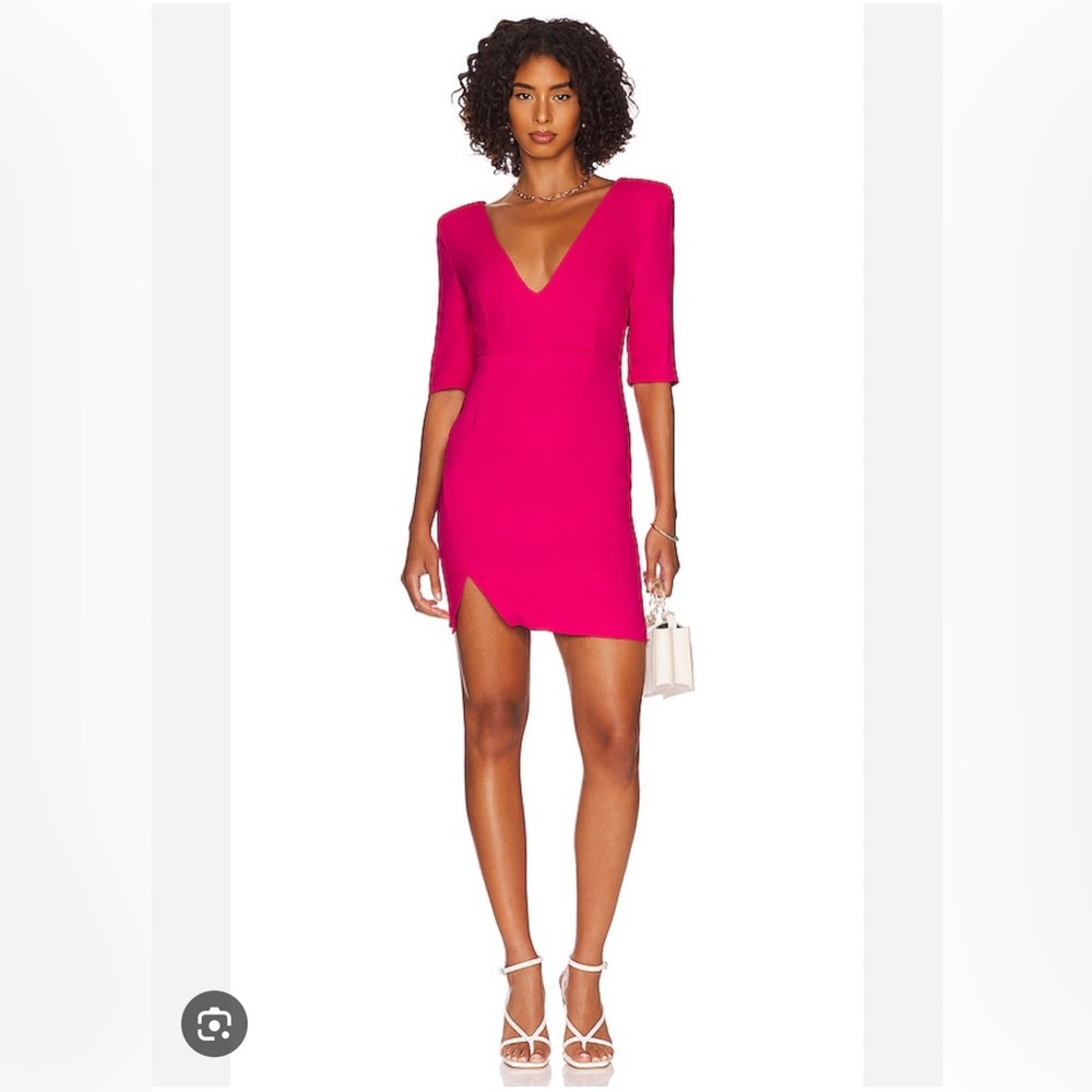 NWOT LITA BY CIARA SCULPTURAL PINK DRESS